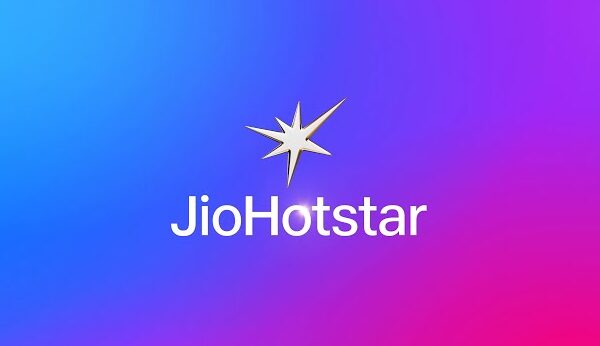 Jio ₹100 recharge plan with 90-day JioHotstar subscription for IPL 2025 streaming.